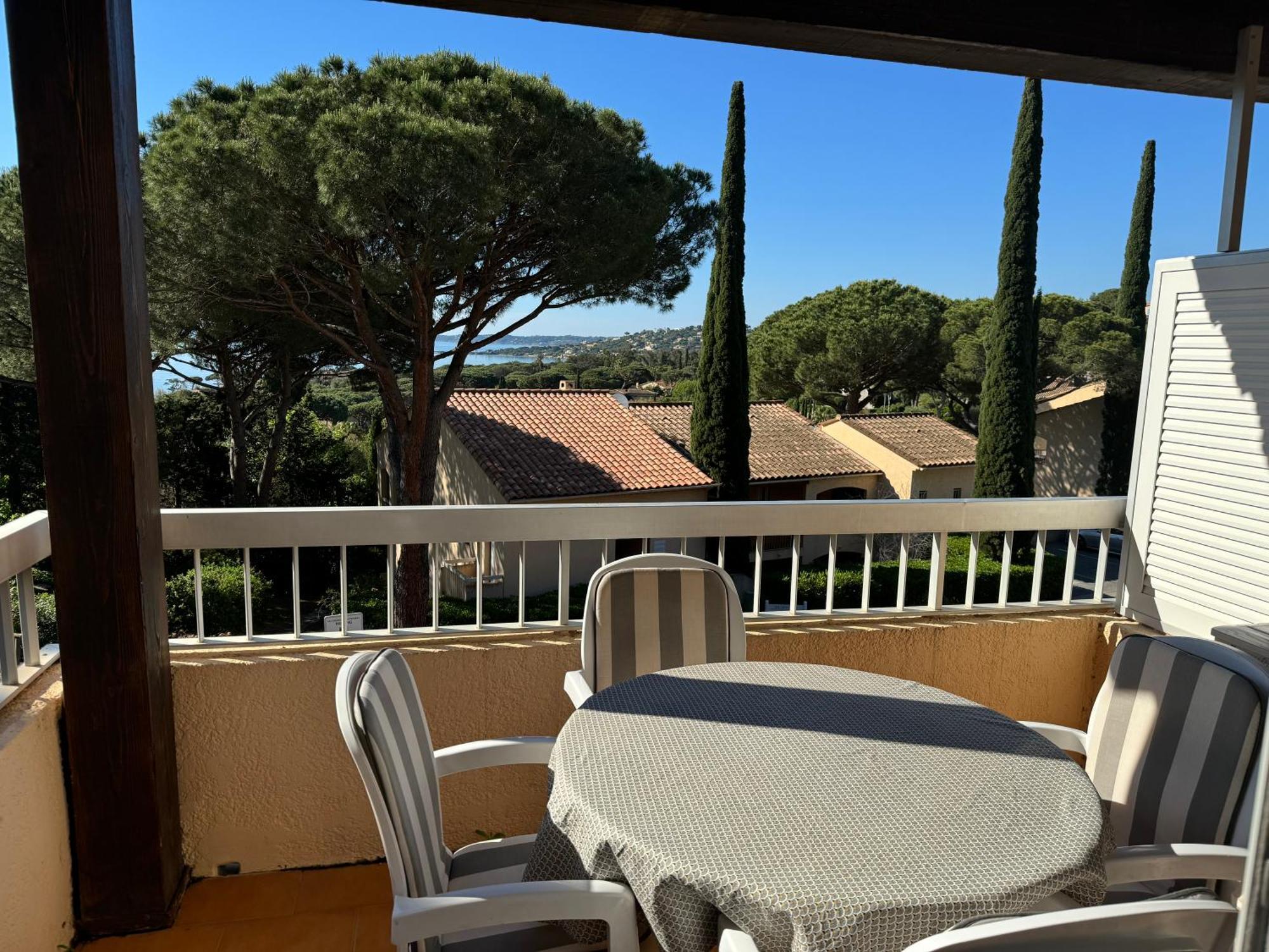 Appartement Vue Mer Avec Balcon Sainte-Maxime Exterior photo